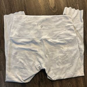 Lululemon Wunder Under Camo Jaquard